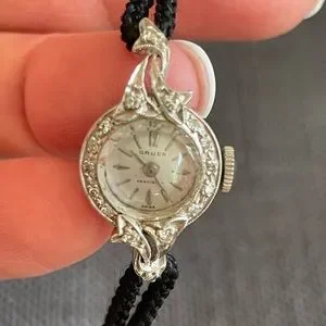 Art Deco Gruen Swiss diamond cocktail watch Art Deco Gruen Wrist Watch in Platinum and Diamond main image 2